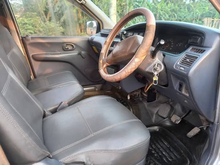 KR42 Noah 1998 Model For Sale in Naogaon