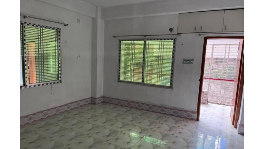 Flat House For Rent in Rajshahi Ponchoboti