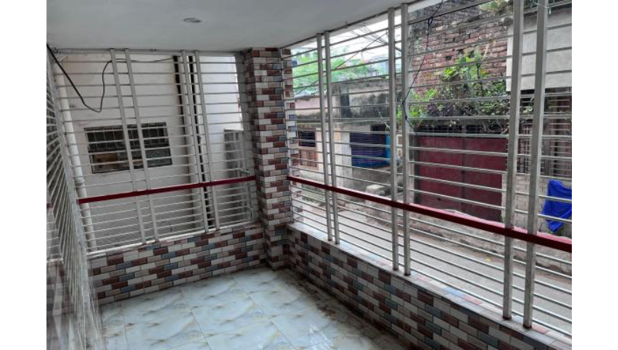 Flat For Rent in Rajshahi Ponchoboti Crematorium