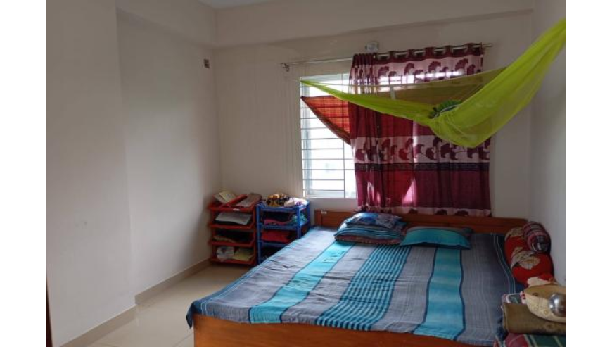 Family House To Let in Dhaka Badda